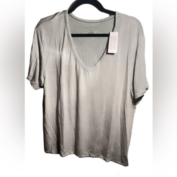 NWT Lot of 2 Aerie Distressed peach and green V neck V-Neck Boyfriend T-Shirt M - Picture 5 of 7